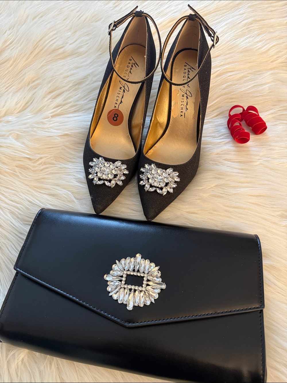 Badgley Mischka Elegant Black Embellished Pointed-Toe Heels🔥